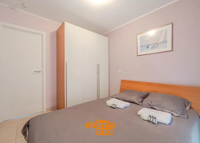 Lombardie 0404 * Nieuwpoort